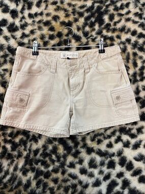 Women's Cream Cargo Shorts